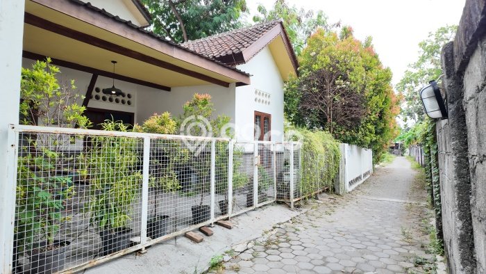 Rumah Modern Cantik 3 KT Siap Huni di Sewon Rumah Modern Cantik 3 KT Siap Huni di Sewon