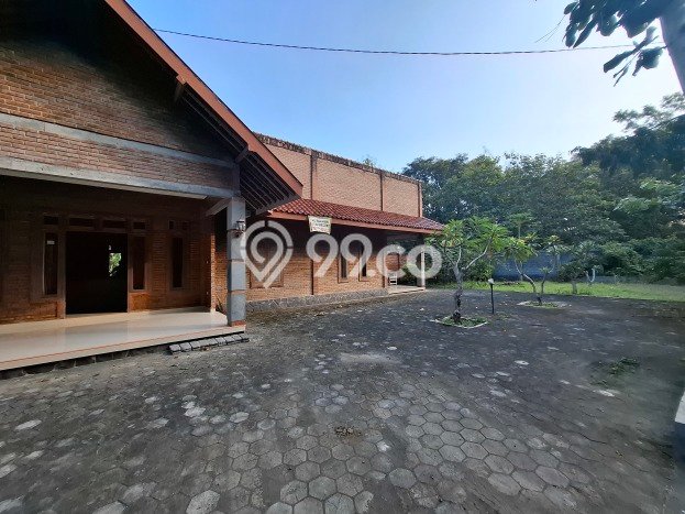 Vila Kawasan Sentolo, Ukuran 2312m2m², Akses ke beragam keperluan Vila Kawasan Sentolo, Ukuran 2312m2m², Akses ke beragam keperluan
