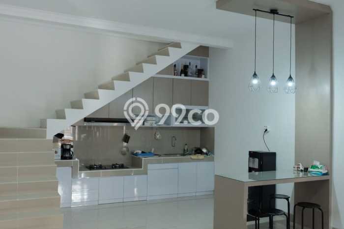 Ready to Use! Luxury House LT 112m2 Desain Modern di Kopo Ready to Use! Luxury House LT 112m2 Desain Modern di Kopo