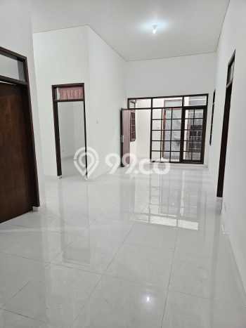 Disewakan Hunian Konsep Modern di Batununggal Bandung dengan 3 KT Disewakan Hunian Konsep Modern di Batununggal Bandung dengan 3 KT