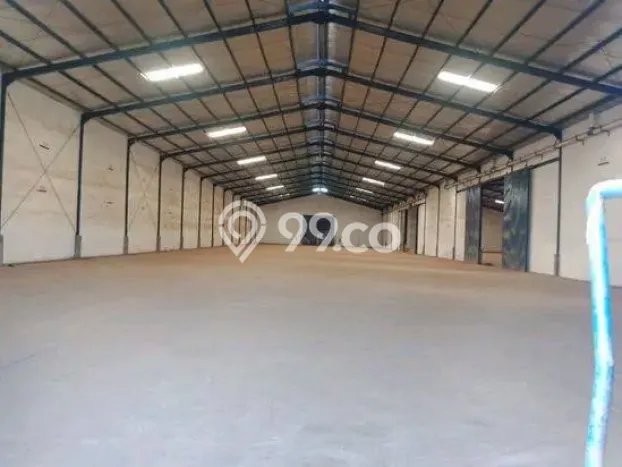 Gudang Lokasi Bisnis di Benowo, Luas 4000m², Akses Utama Gudang Lokasi Bisnis di Benowo, Luas 4000m², Akses Utama