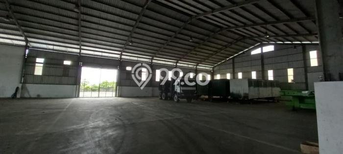 Gudang disewakan di Gresik Gresik dengan luas bangunan 3500m2 Gudang disewakan di Gresik Gresik dengan luas bangunan 3500m2