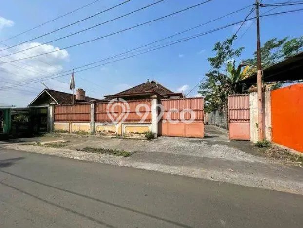 AREA PREMIUM! Gudang For Rent Kawasan Wagir, Luas 1200m2m², Jalan Utama AREA PREMIUM! Gudang For Rent Kawasan Wagir, Luas 1200m2m², Jalan Utama