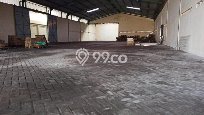 Disewakan Gudang komersial di Asemrowo luas bangunan 1500m2 Disewakan Gudang komersial di Asemrowo luas bangunan 1500m2