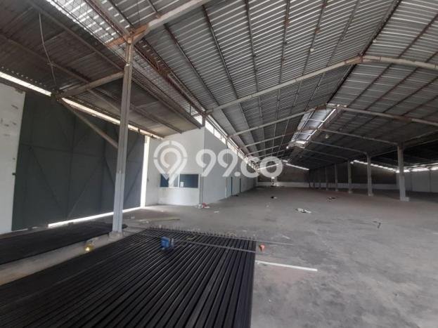 Unit Gudang Disewakan di Krapyak di Area Ramai & Strategis Unit Gudang Disewakan di Krapyak di Area Ramai & Strategis
