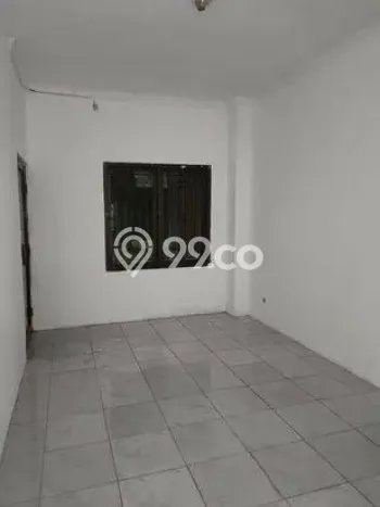 For Rent Gudang di Taman, Luas 360m², Area Premium, Siap Untuk Dipakai For Rent Gudang di Taman, Luas 360m², Area Premium, Siap Untuk Dipakai