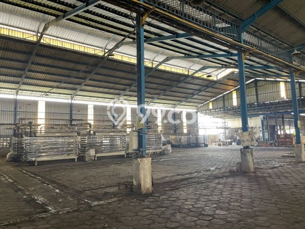 Gudang disewakan lokasi strategis Kaliwungu Kendal 5000m2 Gudang disewakan lokasi strategis Kaliwungu Kendal 5000m2