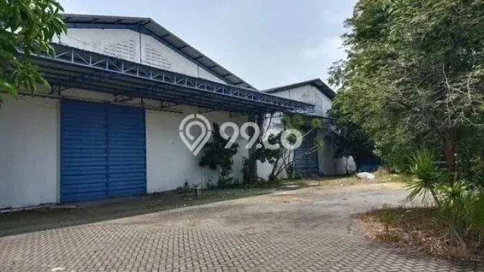 Gudang untuk disewa di Gedangan punya LT 2300m2 & LB 1932m2 harga sewa kompetitif Gudang untuk disewa di Gedangan punya LT 2300m2 & LB 1932m2 harga sewa kompetitif