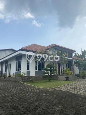 Disewakan Gudang komersial di Jepara luas bangunan 2800m2 Disewakan Gudang komersial di Jepara luas bangunan 2800m2