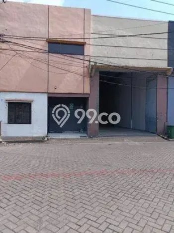For Rent Gudang di Taman, Luas 360m², Area Premium, Siap Untuk Dipakai For Rent Gudang di Taman, Luas 360m², Area Premium, Siap Untuk Dipakai