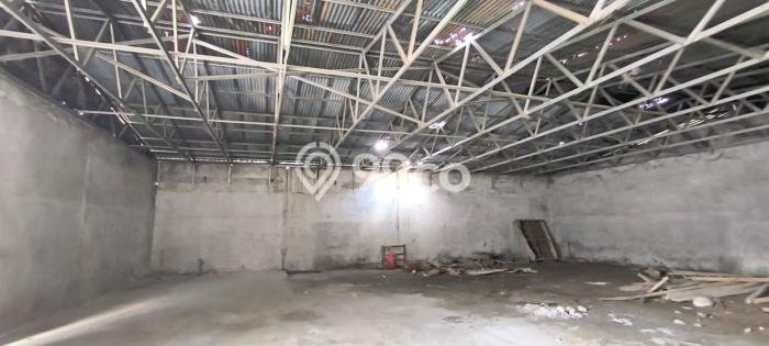LOKASI STRATEGIS! Gudang Disewakan Kawasan Medan Deli, Luas 580m², Pusat Usaha LOKASI STRATEGIS! Gudang Disewakan Kawasan Medan Deli, Luas 580m², Pusat Usaha