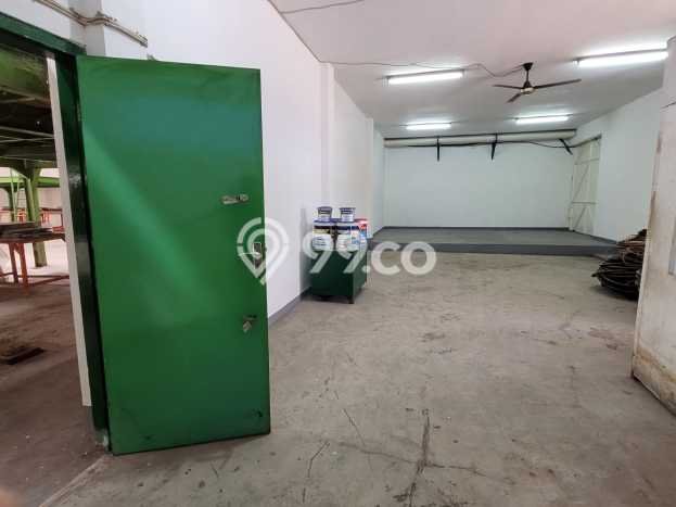 Unit Komersial Disewakan di Surabaya Area Strategis Harga Kompetitif Unit Komersial Disewakan di Surabaya Area Strategis Harga Kompetitif