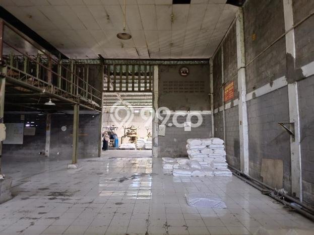 Disewakan Gudang komersial di Sukoharjo luas bangunan 530m2 Disewakan Gudang komersial di Sukoharjo luas bangunan 530m2