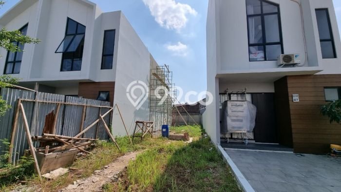 Kavling Tanah untuk Dijual di Semanan, Jakarta Barat, Luas 108m2 Kavling Tanah untuk Dijual di Semanan, Jakarta Barat, Luas 108m2