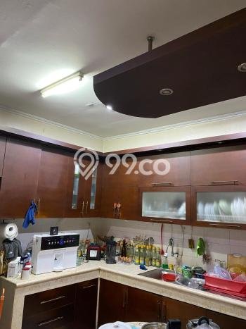 Ruko Dijual di Jakarta Barat LT 75m2 & LB 287m2 Lokasi Terbaik! Ruko Dijual di Jakarta Barat LT 75m2 & LB 287m2 Lokasi Terbaik!