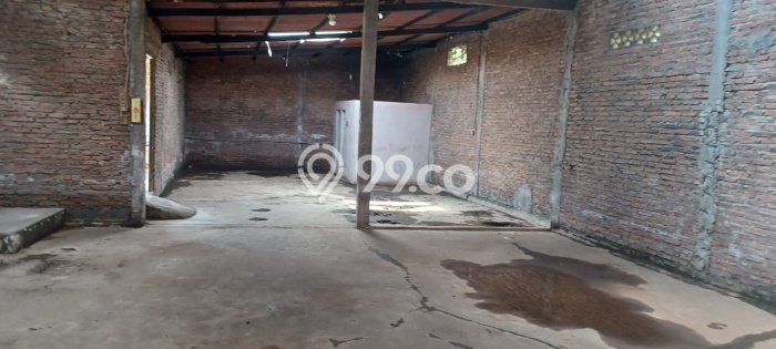 Lokasi Strategis! Dijual Gudang Bisnis di Semarang Timur, Semarang Kondisi Baik Lokasi Strategis! Dijual Gudang Bisnis di Semarang Timur, Semarang Kondisi Baik