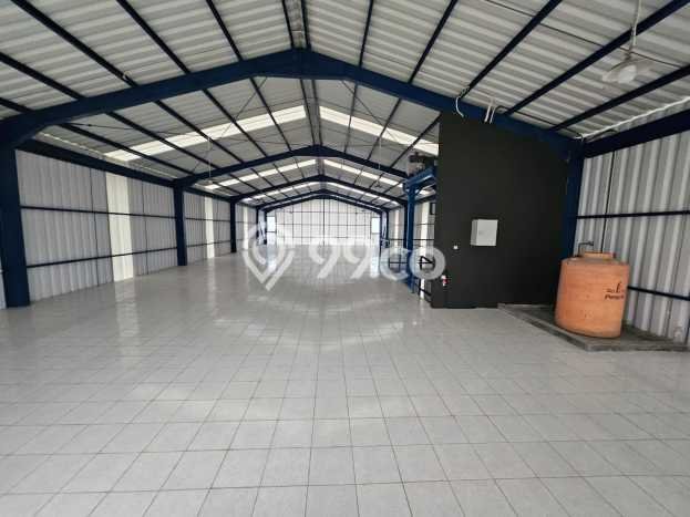 Gudang Komersial Disewakan di Semarang Barat Semarang Luas 1000m2 Gudang Komersial Disewakan di Semarang Barat Semarang Luas 1000m2