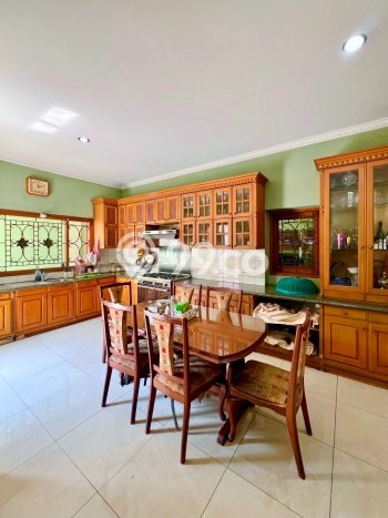 For Sale! Premium House LT 657m2 Desain Elegan di Duren Tiga For Sale! Premium House LT 657m2 Desain Elegan di Duren Tiga