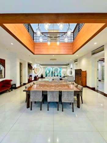 Sewa Rumah Nyaman di Kemang LT 1200m2 / LB 800m2 Siap Huni Sewa Rumah Nyaman di Kemang LT 1200m2 / LB 800m2 Siap Huni