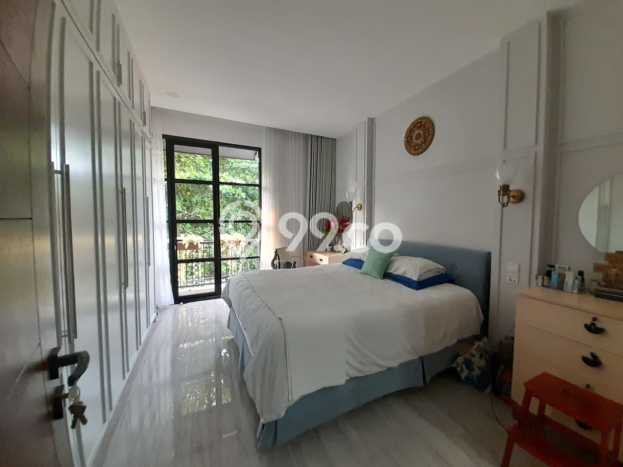 Jual Rumah Luas Megah Dengan View Cantik di Pondok Indah, Jakarta Selatan Jual Rumah Luas Megah Dengan View Cantik di Pondok Indah, Jakarta Selatan