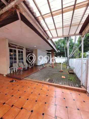 Hunian Elit LB 190m2 Siap Huni Desain Elegan di Lebak Bulus, Jakarta Selatan Hunian Elit LB 190m2 Siap Huni Desain Elegan di Lebak Bulus, Jakarta Selatan