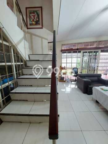 Hunian Elit LB 190m2 Siap Huni Desain Elegan di Lebak Bulus, Jakarta Selatan Hunian Elit LB 190m2 Siap Huni Desain Elegan di Lebak Bulus, Jakarta Selatan