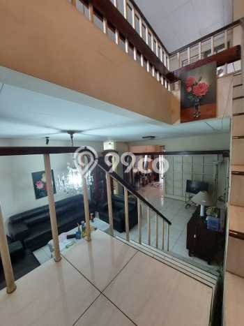 Hunian Elit LB 190m2 Siap Huni Desain Elegan di Lebak Bulus, Jakarta Selatan Hunian Elit LB 190m2 Siap Huni Desain Elegan di Lebak Bulus, Jakarta Selatan