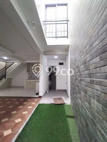 Dijual Rumah Mewah Elegan Dengan View Eksklusif di Kalibata, Jakarta Selatan Dijual Rumah Mewah Elegan Dengan View Eksklusif di Kalibata, Jakarta Selatan