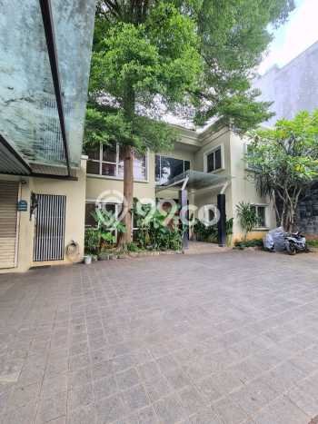 Hunian Elit LB 500m2 Siap Huni Desain Elegan di Simprug, Jakarta Selatan Hunian Elit LB 500m2 Siap Huni Desain Elegan di Simprug, Jakarta Selatan
