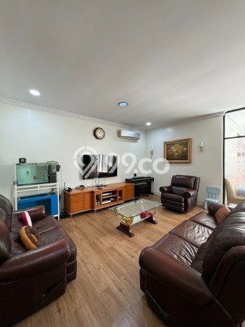 Rumah Elit Modern Tanpa Renovasi di Pluit Jakarta Utara Rumah Elit Modern Tanpa Renovasi di Pluit Jakarta Utara