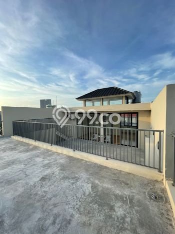 Rumah Luxury Modern Tanpa Renovasi di Pulomas Jakarta Timur Rumah Luxury Modern Tanpa Renovasi di Pulomas Jakarta Timur