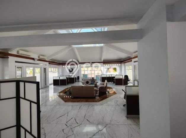 Jarang Ada! Rumah Sewa 6 Kamar Nyaman Siap Huni Senopati Jarang Ada! Rumah Sewa 6 Kamar Nyaman Siap Huni Senopati