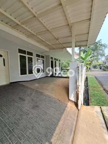 Rumah Mewah LB 200m2 Siap Huni Desain Elegan di Pondok Indah, Jakarta Selatan Rumah Mewah LB 200m2 Siap Huni Desain Elegan di Pondok Indah, Jakarta Selatan
