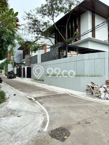 Jual Rumah Luas Elegan Dengan View Eksklusif di Cipete, Jakarta Selatan Jual Rumah Luas Elegan Dengan View Eksklusif di Cipete, Jakarta Selatan