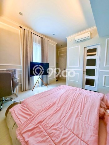 Dijual Rumah Luas Elegan Dengan View Eksklusif di Ragunan, Jakarta Selatan Dijual Rumah Luas Elegan Dengan View Eksklusif di Ragunan, Jakarta Selatan