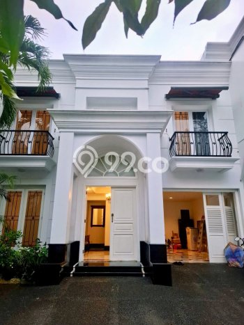 Disewakan Rumah Nyaman di Kebayoran Baru Harga Rp 822 Juta/ Tahun Disewakan Rumah Nyaman di Kebayoran Baru Harga Rp 822 Juta/ Tahun