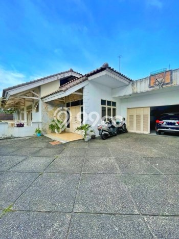 Rumah Luxury Modern Siap Huni di Fatmawati Jakarta Selatan Rumah Luxury Modern Siap Huni di Fatmawati Jakarta Selatan