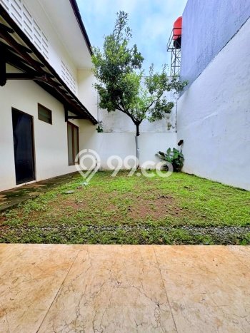 Rumah Mewah LB 350m2 Siap Huni Desain Elegan di Lebak Bulus, Jakarta Selatan Rumah Mewah LB 350m2 Siap Huni Desain Elegan di Lebak Bulus, Jakarta Selatan