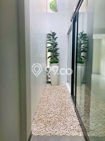 Rumah Sewa Jakarta Selatan LT 120m2 LB 300m2 Kawasan Pondok Indah Rumah Sewa Jakarta Selatan LT 120m2 LB 300m2 Kawasan Pondok Indah