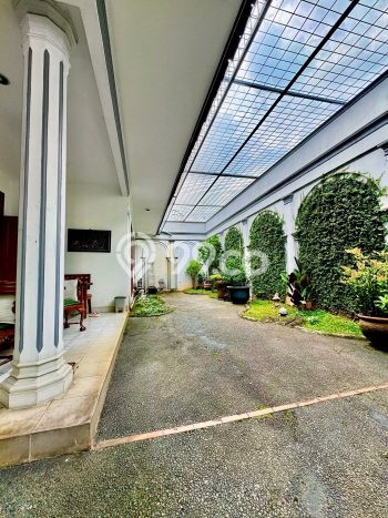 Dijual Rumah Premium dengan Fasilitas Sekitar Lengkap di Kebayoran Lama, Jakarta Selatan Dijual Rumah Premium dengan Fasilitas Sekitar Lengkap di Kebayoran Lama, Jakarta Selatan