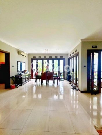 Rumah Mewah LB 416m2 Siap Pakai Desain Elegan di Lebak Bulus, Jakarta Selatan Rumah Mewah LB 416m2 Siap Pakai Desain Elegan di Lebak Bulus, Jakarta Selatan