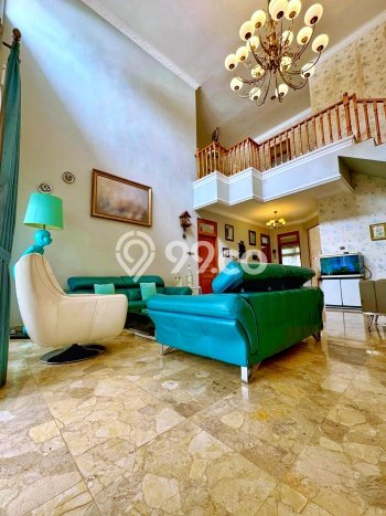 Dijual Rumah Premium dengan Fasilitas Sekitar Lengkap di Kebayoran Lama, Jakarta Selatan Dijual Rumah Premium dengan Fasilitas Sekitar Lengkap di Kebayoran Lama, Jakarta Selatan