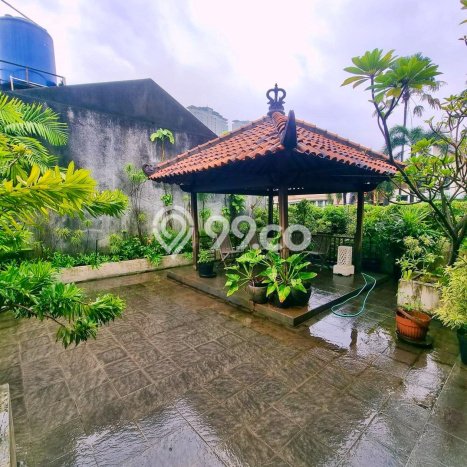 Lokasi terbaik! Rumah siap pakai dikontrakkan di Kebayoran Baru LB 450m2 Lokasi terbaik! Rumah siap pakai dikontrakkan di Kebayoran Baru LB 450m2