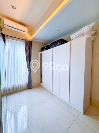 Dijual Rumah Luas Elegan Dengan View Eksklusif di Ragunan, Jakarta Selatan Dijual Rumah Luas Elegan Dengan View Eksklusif di Ragunan, Jakarta Selatan