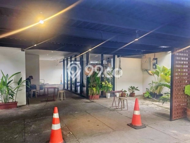 FOR RENT! Komersial di Kebon Melati Cocok untuk Bisnis 600m2 FOR RENT! Komersial di Kebon Melati Cocok untuk Bisnis 600m2