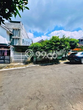 Rumah Elit Modern Siap Huni di Cinere Jakarta Selatan Rumah Elit Modern Siap Huni di Cinere Jakarta Selatan