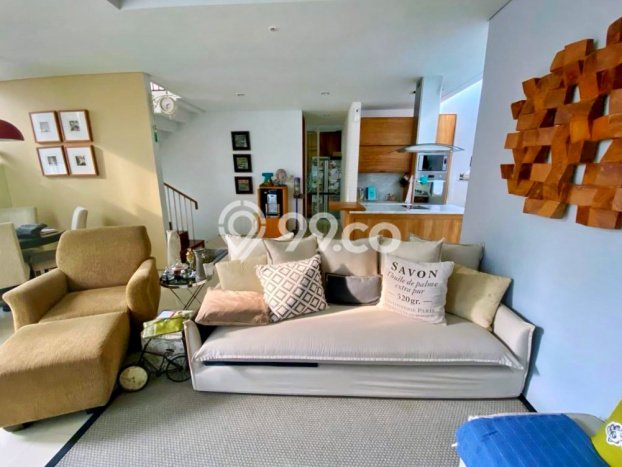 Rumah Elit Modern Tanpa Renovasi di Kemang Jakarta Selatan Rumah Elit Modern Tanpa Renovasi di Kemang Jakarta Selatan