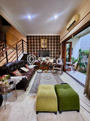 Jual Rumah Luas Elegan Dengan View Cantik di Gandaria, Jakarta Selatan Jual Rumah Luas Elegan Dengan View Cantik di Gandaria, Jakarta Selatan
