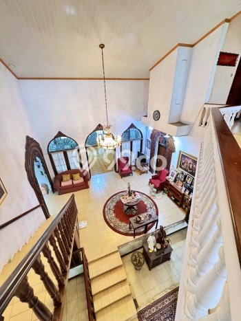 Jual Rumah Mewah Elegan Dengan View Eksklusif di Kampung Rambutan, Jakarta Timur Jual Rumah Mewah Elegan Dengan View Eksklusif di Kampung Rambutan, Jakarta Timur