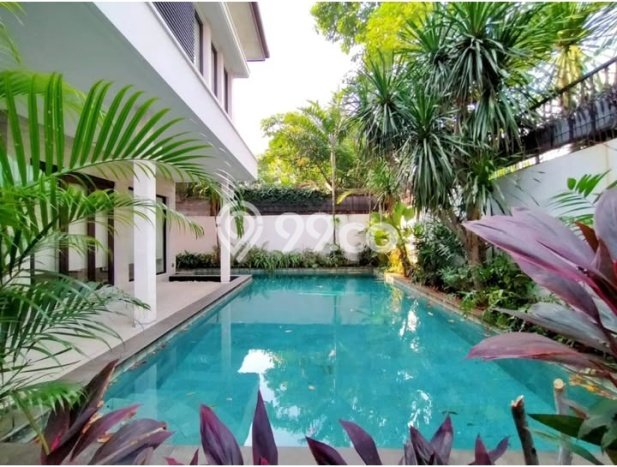 Dijual Rumah Luas Elegan Dengan View Cantik di Kemang, Jakarta Selatan Dijual Rumah Luas Elegan Dengan View Cantik di Kemang, Jakarta Selatan